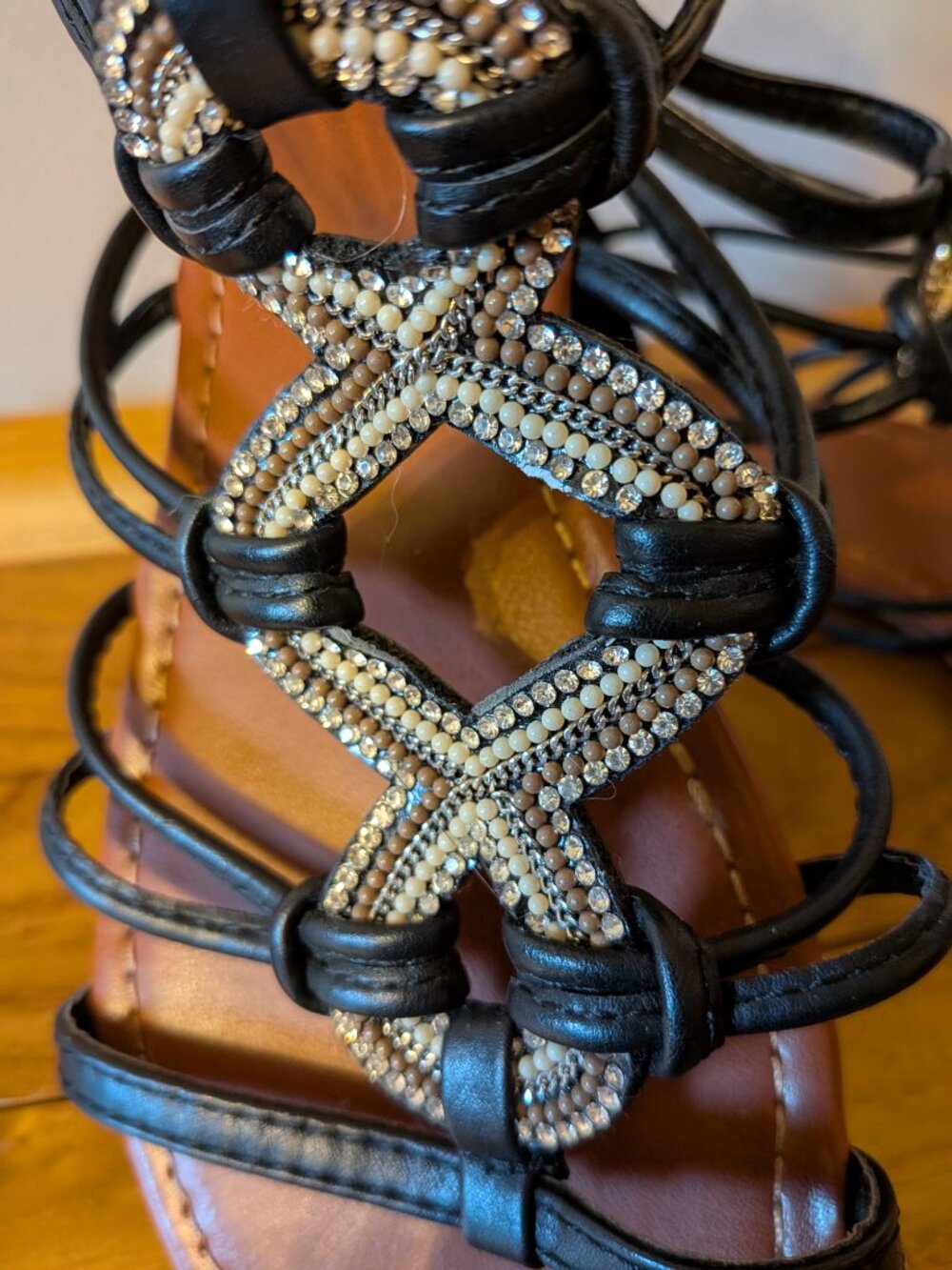 Flirty Summer Sandals - Picture 5 of 6